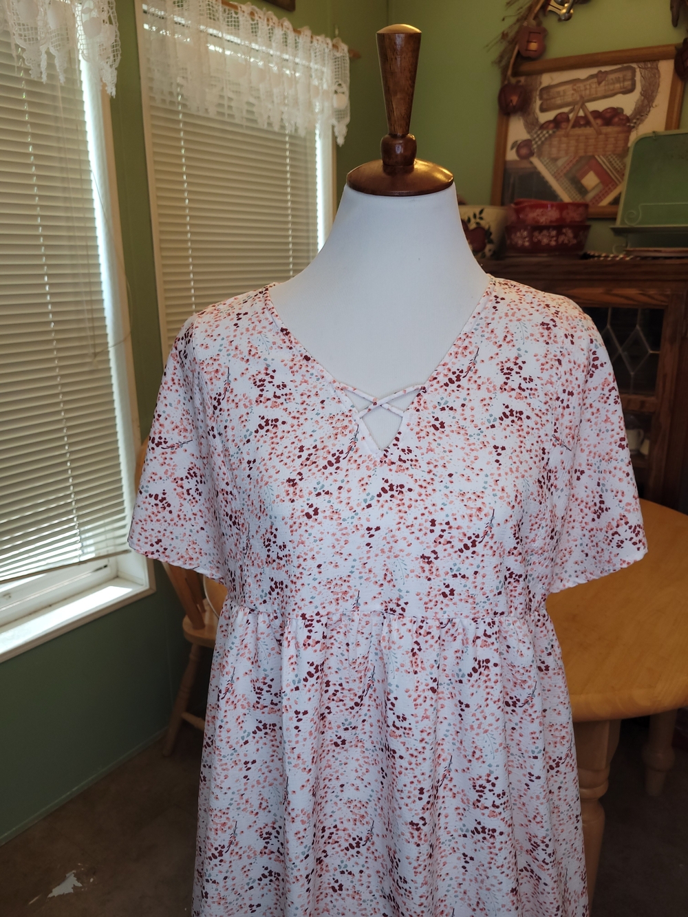 Yak & Yeti White Dress with Rust Speckle Print and Crisscross Neckline NWT